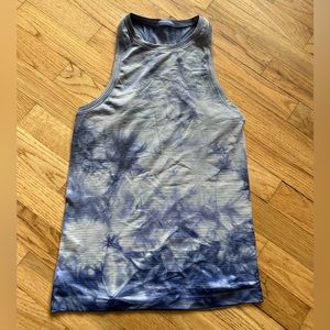 Lululemon tank top size 4
